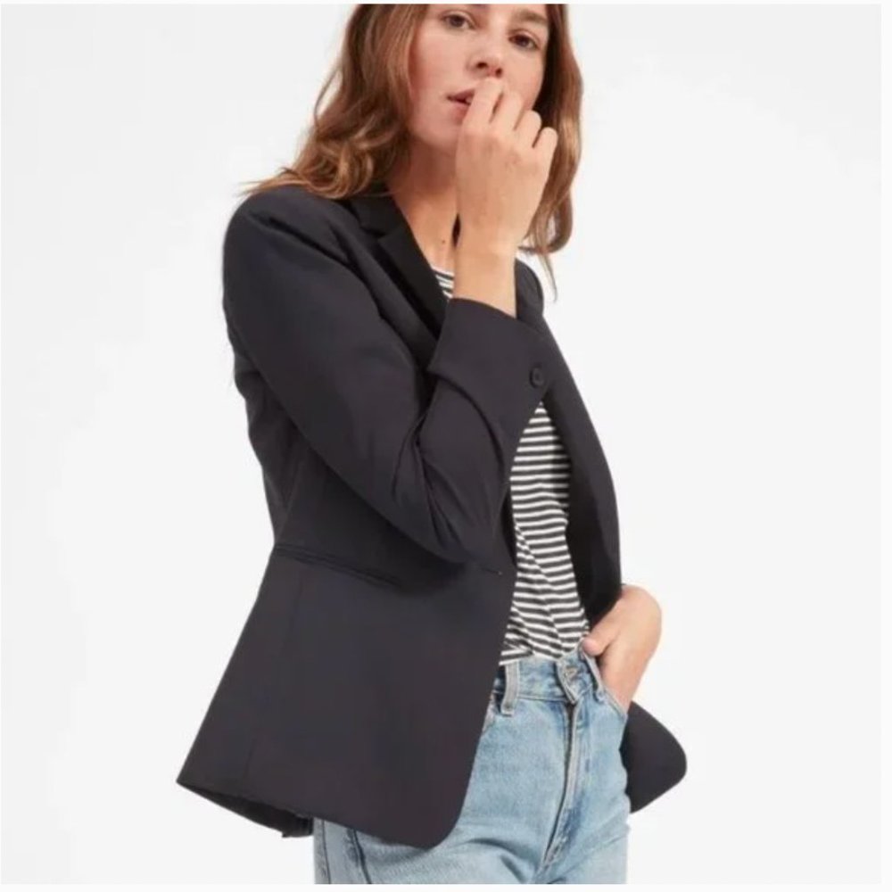 Everlane The Italian GoWeave Classic Blazer in Navy Size 6